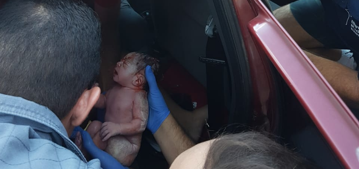 Adolescente dá à luz em frente ao Corpo de Bombeiros de Catanduva