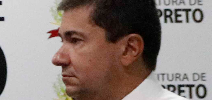 Justiça determina que Prefeitura mantenha desconto de servidores filiados em folha