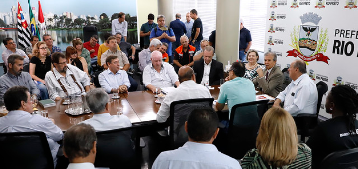 Edinho espera visita de presidente para provar importância da BR 153