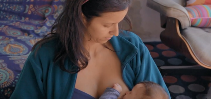 Documentário aborda amamentação e papel da mulher na sociedade