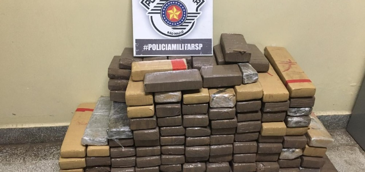 Homem é preso com quase 100kg de maconha após perseguição em Catanduva