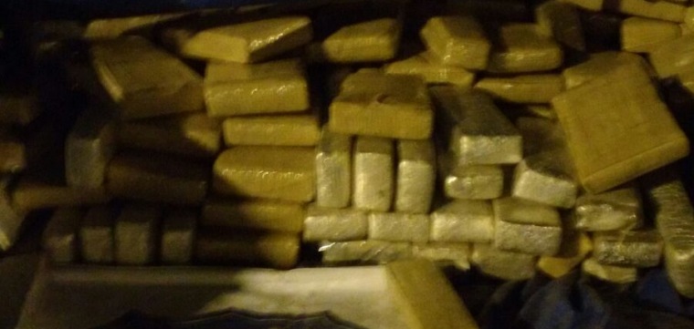 Caminhonete carregada com 250KG de maconha é apreendida na BR-153
