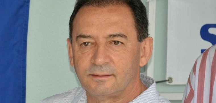 Vinholi recebe presidente nesta terça-feira para entrega de casas