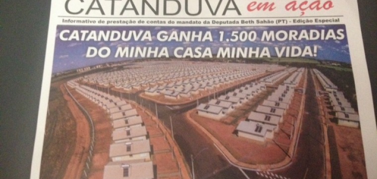Entrega de casas coloca Beth Sahão e Geraldo Vinholi lado a lado