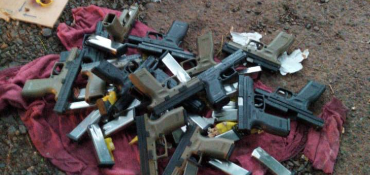 PF e TOR apreendem 17 pistolas e 34 carregadores em veículo na BR-153