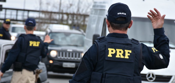 Polícia Rodoviária alerta para possibilidade de chuva durante viagem