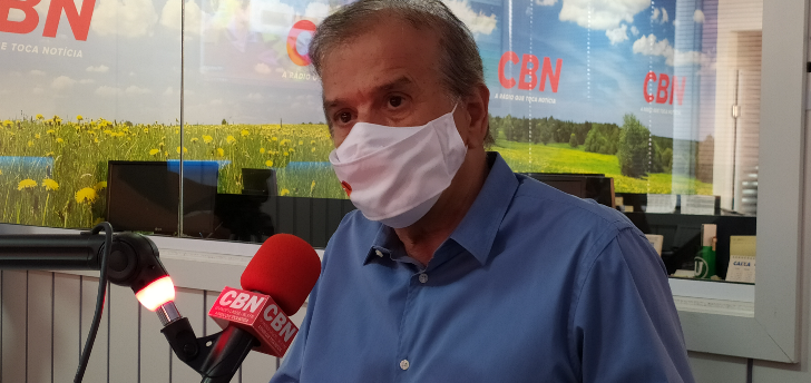 Edinho promete "defesa da vida" em caso de 2ª onda da Covid-19