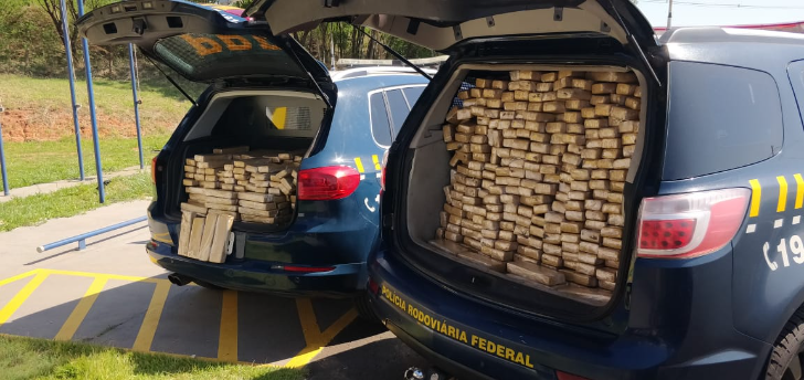 Polícia Rodoviária Federal apreende meia tonelada de maconha na BR-153 em Rio Preto