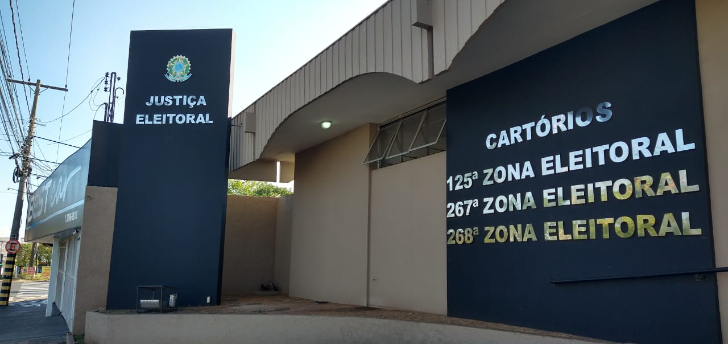 Falta internet em colégios eleitorais