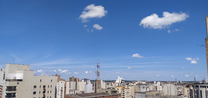 Expectativa para este domingo de eleições é de calor e baixa umidade 