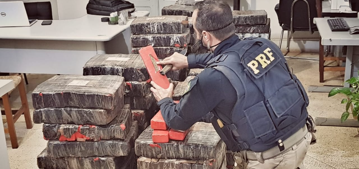 PRF apreende 1 tonelada de maconha