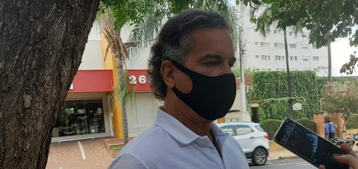 "Tenho certeza que vamos ter muitos votos", diz Carlos Arnaldo