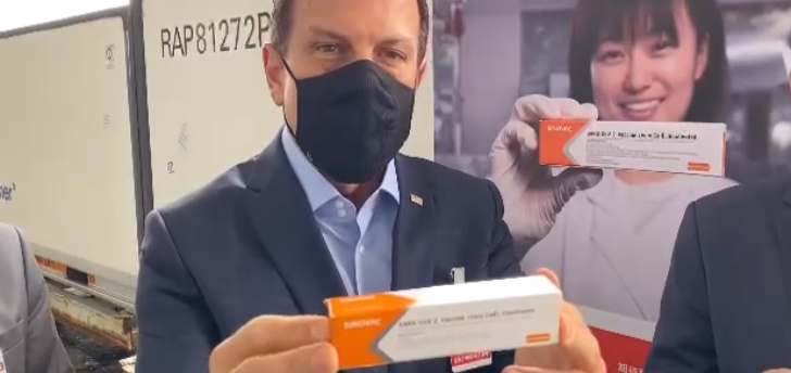 Estado recebe 120 mil doses da Coronavac nesta quinta