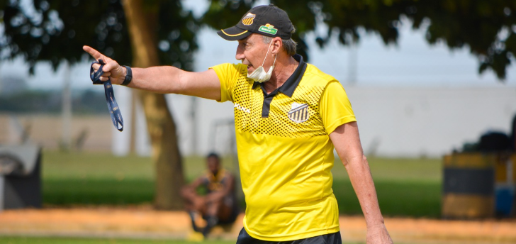 Curado da Covid-19, Roberto Fonseca 'reforça' o Novorizontino diante do Joinville
