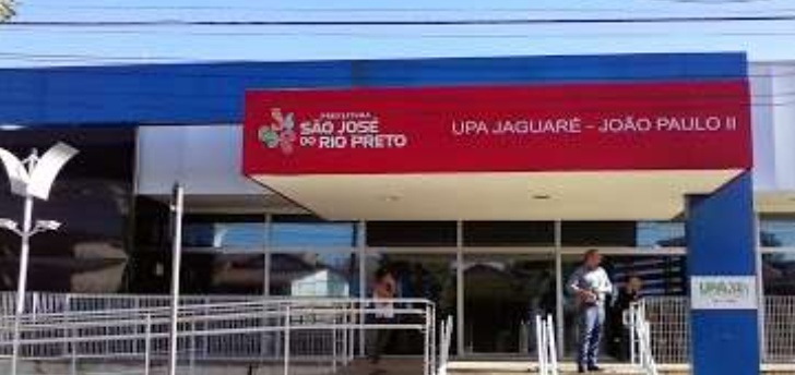 Homem procura a polícia por não conseguir transferir mãe idosa à Santa Casa