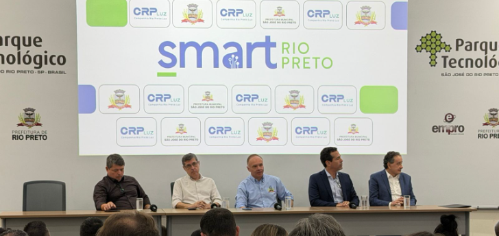 Com investimento de R$450 mi, prefeito assina concessão do Smart Rio Preto