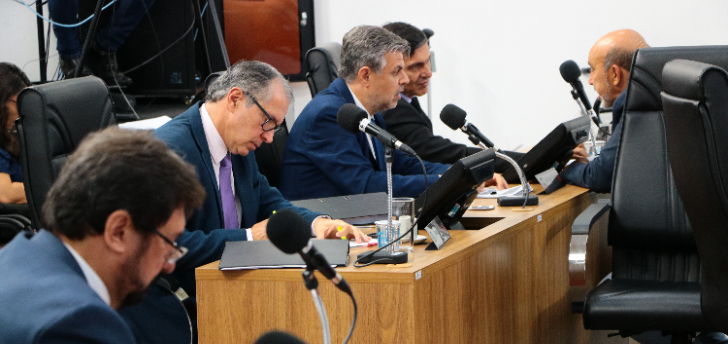 Pela terceira vez, Câmara adia votação para criar Fundo Especial de Créditos