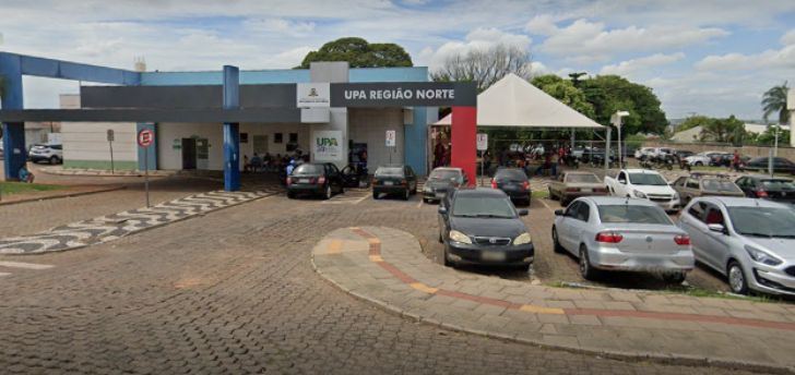 Adolescente é socorrida após acidente de moto em Rio Preto