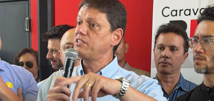 Em Olímpia, Tarcísio anuncia duplicação da Assis Chateaubriand