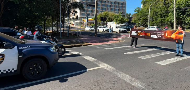 Motoristas de Rio Preto são orientados em blitz sobre prevenção de incêndios