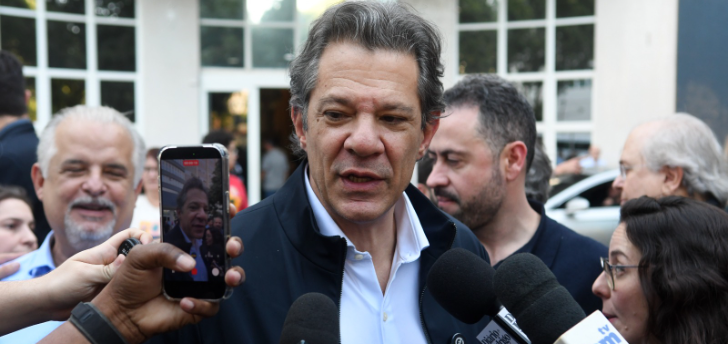 Haddad diz que maior desafio da campanha será fazer a informação chegar aos eleitores